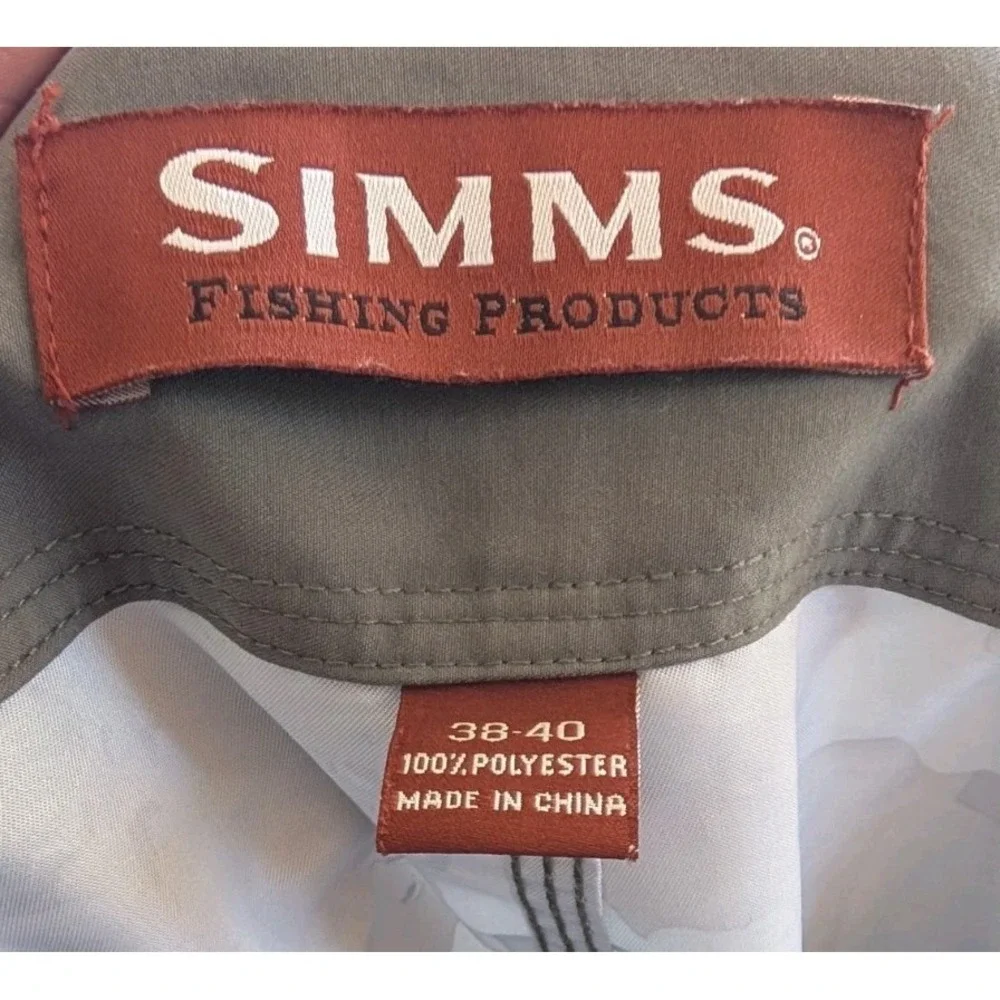 Simms Solarflex Men's 38-40 Unlined Fishing Swim Beach Board Shorts Gray Camo
